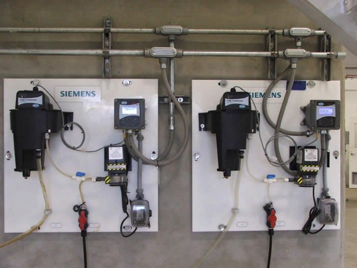 Siemens water quality instrumentation panel